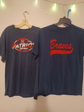 Mens Braves VS Patriots Tees